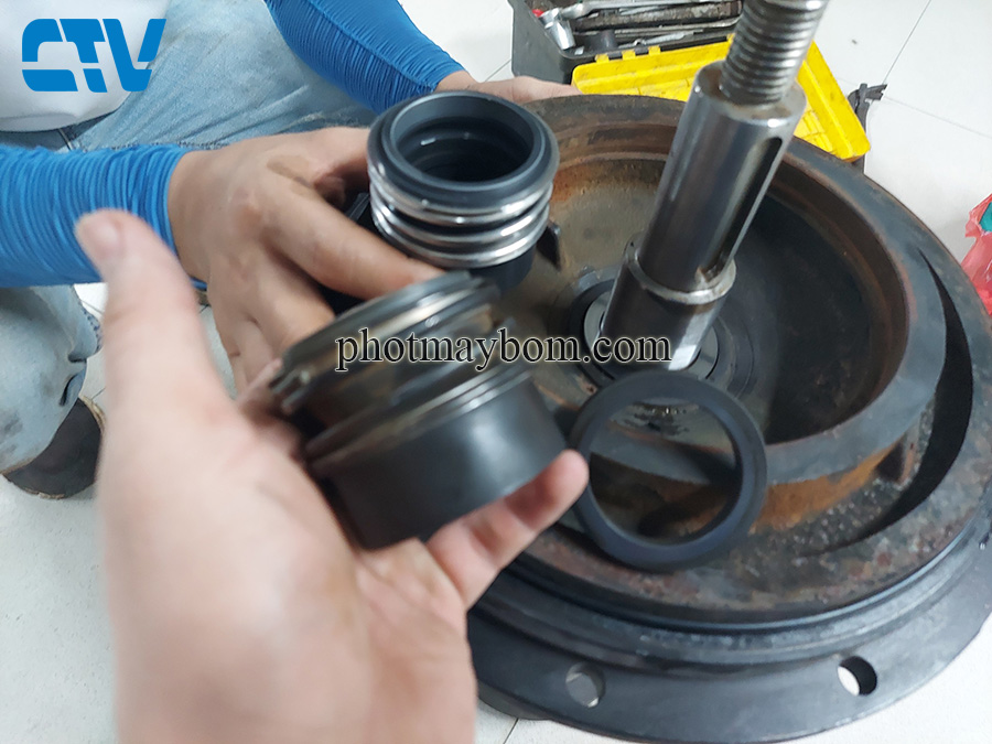 Đơn vị nhận thay phớt bơm cứu hỏa cho các tòa nhà, chung cư cao tầng